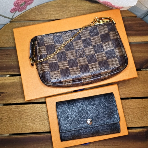 BUNDLE Mini Pochette Accessories and 6Key Multicles Wallet Louis Vuitton - Picture 2 of 14